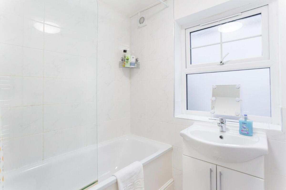City Center Camden Market Budget Apartment And Rooms ลอนดอน ภายนอก รูปภาพ
